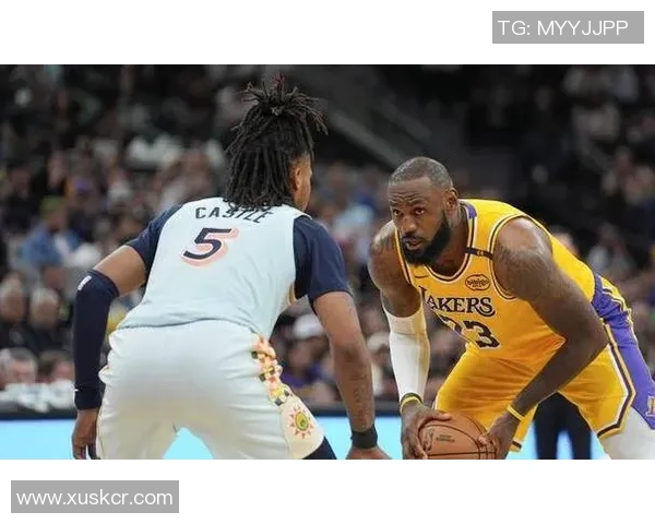 02年马刺与湖人激战回顾：经典对决中的传奇时刻与篮球智慧